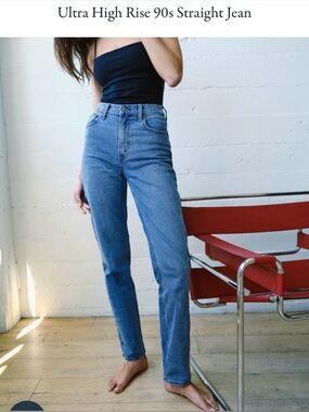 Abercrombie & Fitch 90’s Straight Leg Ultra High Rise Jeans - Blue
